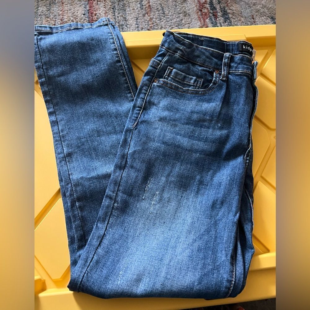 Kidpik Distressed Jeans Zipper and Button Closure front